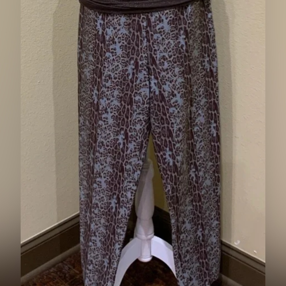 Elegant Gray Flat Front animal print Pants